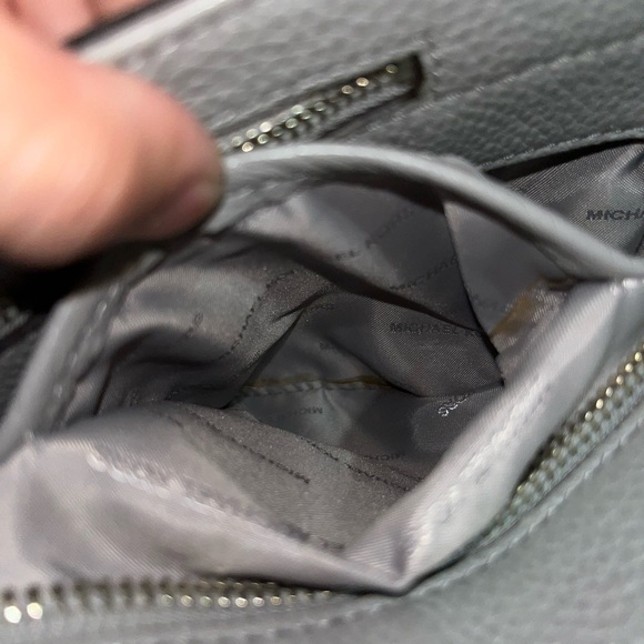 Michael Kors Shoulder Bag - Picture 11 of 14